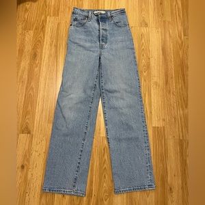 Levi’s ribcage straight jeans - 23US